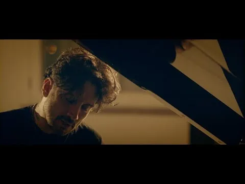 Cerco lavoro come cantante per matrimoni